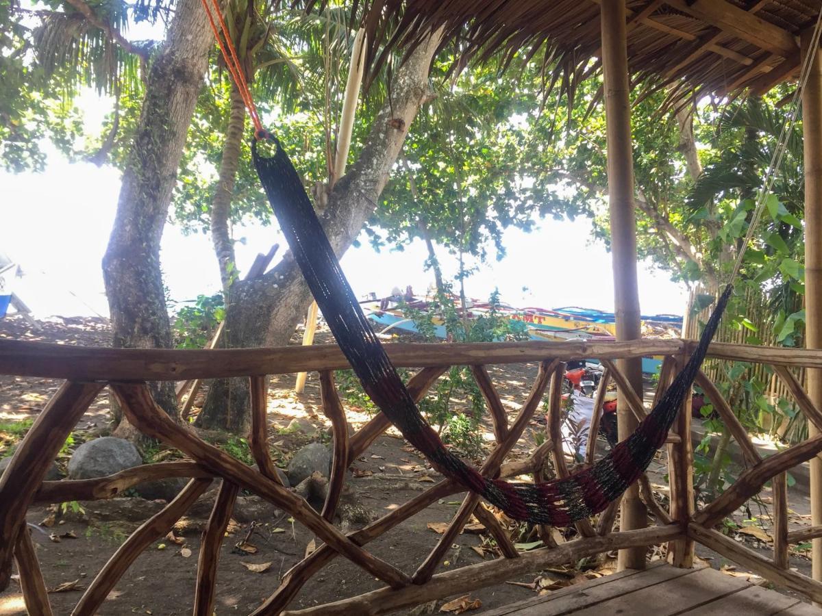Beach House Resort And Dive Center Mambajao Zewnętrze zdjęcie